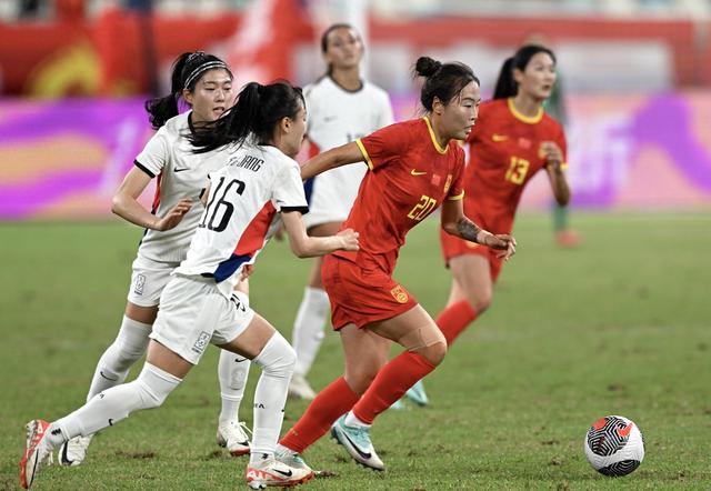 包含韩国女足联赛黑马异军突起，风头无两的词条